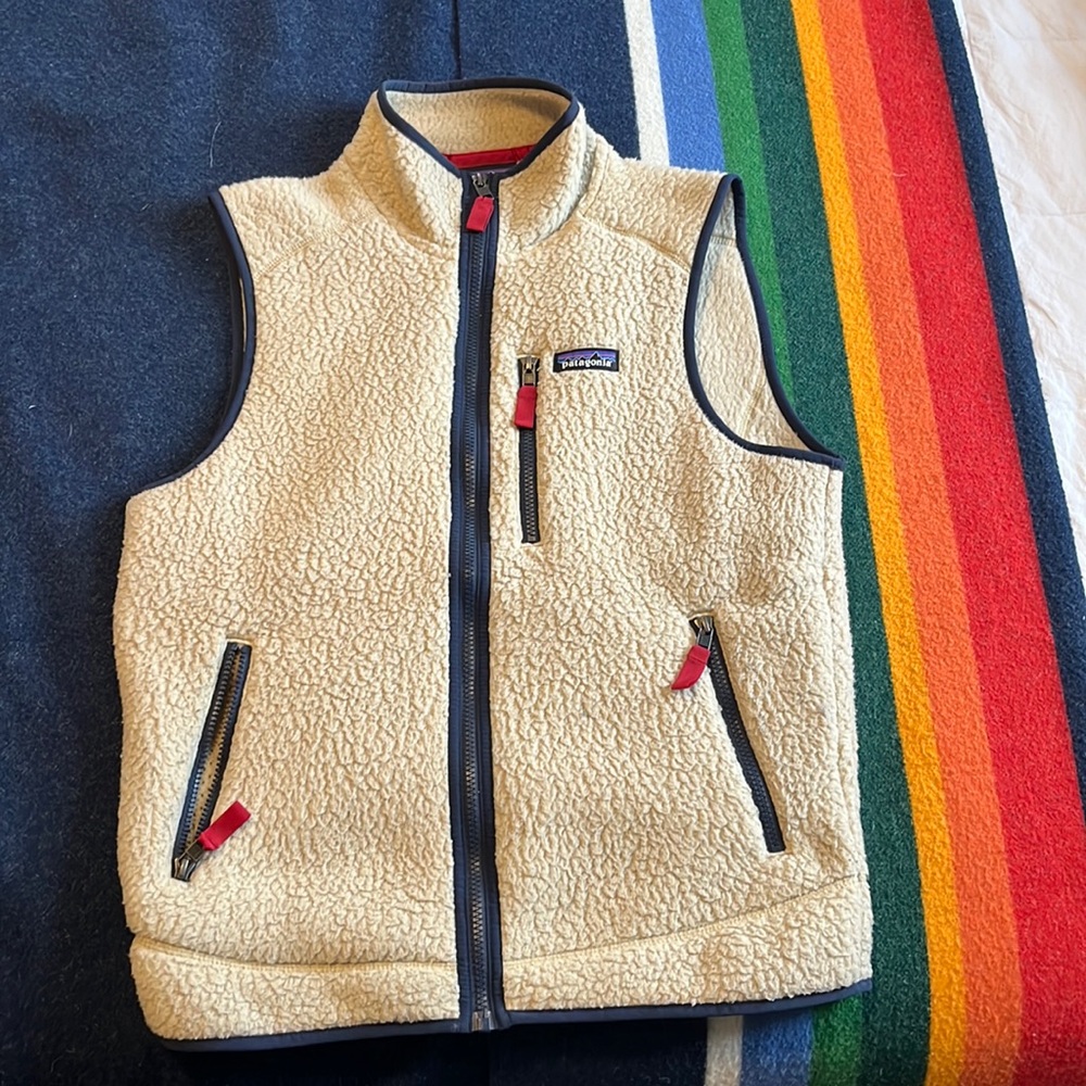 Worn 2-3 times in excellent condition.     Solid retro inspired classic